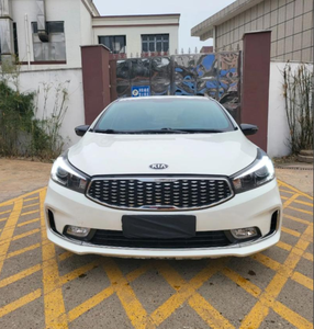 K3 Sedán 2024 Nuevo, 5000 km, Eficiente en Consumo de Combustible, Techo Solar, Arranque sin Llave, R18, Cámara Automática, Portaequipajes Metálico Izquierdo - Product Image 6