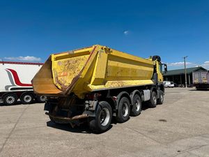 Mercedes-Benz AROCS 4448 8x6 con Trasmissione Manuale, Motore a Combustione Interna Euro 6 Diesel, Volume di Carico 22 m³ - Product Image 5
