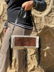 Nouvel arrivage de sac à bandoulière à franges en cuir usiné avec fourrure de vrais cheveux faits main de style occidental sac à bandoulière décontracté dissimulé pour femmes - Product Image 2