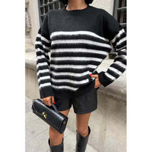 Pull en tricot décontracté à rayures contrastées 1371 - Product Image 1