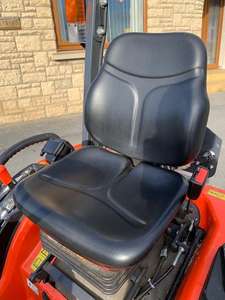 Kubota-Mini tractor de granja 4WD, equipo agrícola articulado de ruedas, tractor con bomba de motor de cuchilla de cortacésped, 23HP, 2 unidades - Product Image 4