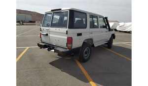 SUV Usado 2022 con Tracción en las Cuatro Ruedas, Techo Rígido, Volante a la Izquierda, Asientos de Cuero R20, ACC Automático, Cámara Trasera de 360° - Product Image 4