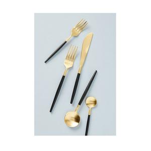 Ensemble de couverts en acier inoxydable de qualité supérieure, idéal pour les maisons et les restaurants, combinant un ensemble de couverts au design durable - Product Image 1