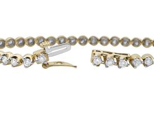 Bracelet en argent sterling plaqué or avec moissanite glacée, style classique tendance, bijoux fins pour femmes, idéal pour un cadeau, une fête ou un mariage - Product Image 4