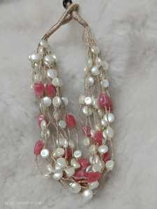 Conjuntos de collar de compromiso de boda de estilo étnico de Bollywood chapado en oro para mujer Pearl Mala con tipo de cadena de hilo de latón y circón - Product Image 4