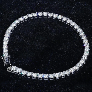 Pulsera de Plata 925 con Incrustaciones de Moissanita de Corte Redondo, Estilo Tenis, Joyería Elegante para Uso Diario - Product Image 1