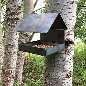 ที่ป้อนนกโลหะพลังงานแสงอาทิตย์แบบแขวนอุปกรณ์ตกแต่งสวนกลางแจ้งสำหรับฤดูร้อนและฤดูใบไม้ร่วง - Product Image 1