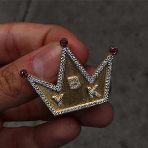 Charmes Hip Hop pour enfants en or jaune 18 carats serti à griffes, moissanite taille brillant faite à la main, qualité supérieure, effet glacé classique - Product Image 2