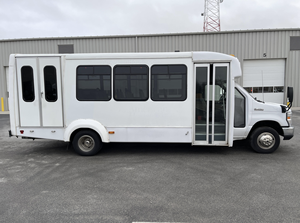 2019 Elkhart Coaches E450 16 <b>Passenger</b> and <b>2</b> Wheelchair Accessible Shuttle Bus Automatic Transmission - Product Image 2