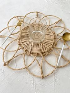 Flower Rattan Placemat Eco friendly products Made in Vietnam Placemat <b>Table</b> decoration Wholesale - Product Image 5
