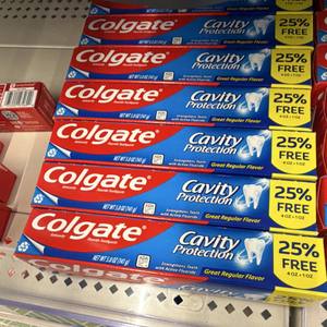 Dentifrice Colgate Protection Contre les Caries 75ml, 125ml, Saveur Classique - Dentifrice Protection Complète pour Dents Sensibles en Vente - Product Image 2
