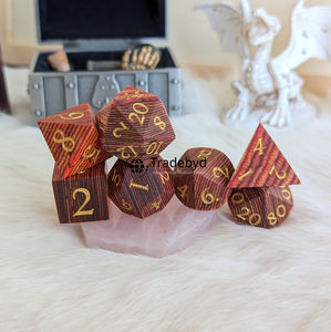 Dados Poliédricos de Madera Hechos a Mano de Primera Calidad, Juego de 7 Piezas para Juegos de Mesa, Coleccionistas de RPG, Tradebyd - Product Image 6