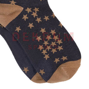 Chaussettes longues pour hommes Design personnalisé Chaussettes décontractées de haute qualité Bas doux de luxe confortable - Product Image 6