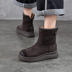 รองเท้าบูทส้นตึกแบบมีซิปด้านข้างสำหรับผู้หญิง ดีไซน์ทันสมัย ปลายแหลม รองเท้าแฟชั่นผู้หญิง รองเท้าบูทปลายแหลมแบบหรูหรา ส้นเข็ม - Product Image 3