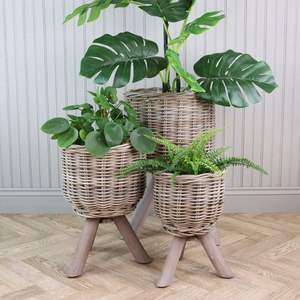 ชั้นวางกระถางต้นไม้ทำจากหวายและเหล็กสำหรับใช้ในบ้านในร่มและกลางแจ้ง - Product Image 5