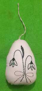 Juegos de calabaza hechos a mano de madera y ganchillo hechos a medida para decoraciones de Halloween ideales para tiendas de decoración del hogar - Product Image 5