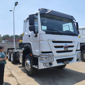 MEILLEURE OFFRE Camion tracteur lourd 6X4 SlN0-TRUcK H0-W0 - Product Image 1