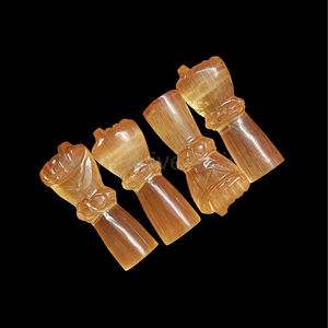 Pierre de lune pêche naturelle Hamsa pierre précieuse sculptée à la main pierre de lune main humaine de Fatima pierre précieuse pour la fabrication de bijoux 30MM vente en gros - Product Image 5