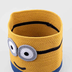 Panier de rangement en jute sur le thème des Minions pour la décoration de chambre - Product Image 4