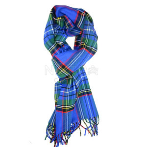 Classic Winter Wrap Woven Fabric Eco-Friendly Lightweight Warm Texture Comfortable Design Versatile Cold Weather Long Accessory - Product Image 2