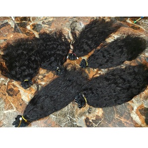 Extensions de trame de cheveux humains crus indiens de qualité supérieure Paquets de cheveux à clipser avec des styles de vagues et de boucles à vendre en Inde - Product Image 4