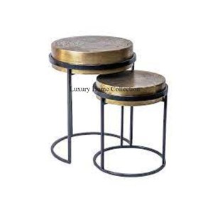 Juego de mesa lateral y anidada de acero inoxidable hecho con tubo grueso de 3 marcos de pulido de espejo de Color plateado y parte superior de forma cuadrada de madera - Product Image 4