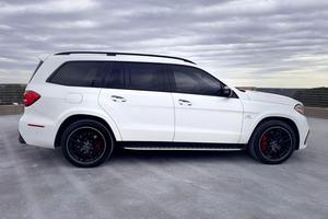 Mercedes-AMG GLS 63 d'occasion haut de gamme, modèle 2018, V8 biturbo de 577 ch - Product Image 6