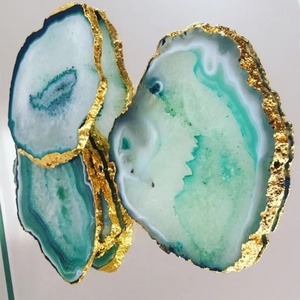 Artesanías de Cristal Natural de Primera Calidad, Piedra Semipreciosa, Plato de Ágata Teñida de Verde, Posavasos de Ágata con Borde Dorado - Product Image 2