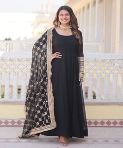 Robes d'été grande taille pour femmes acheter en gros en ligne fournisseur de vêtements de mode décontractés robe pour femmes avec tenue de fête Dupatta - Product Image 2