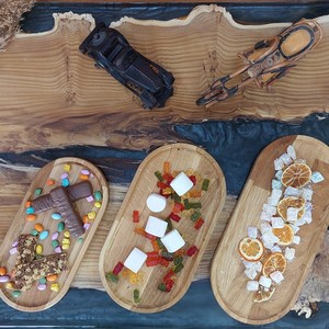 Bandeja de madera dura para servir dulces, chocolates, tablero para servir desayuno, comida, bar, decoración de cocina para el hogar, regalos de boda, restaurante - Product Image 6
