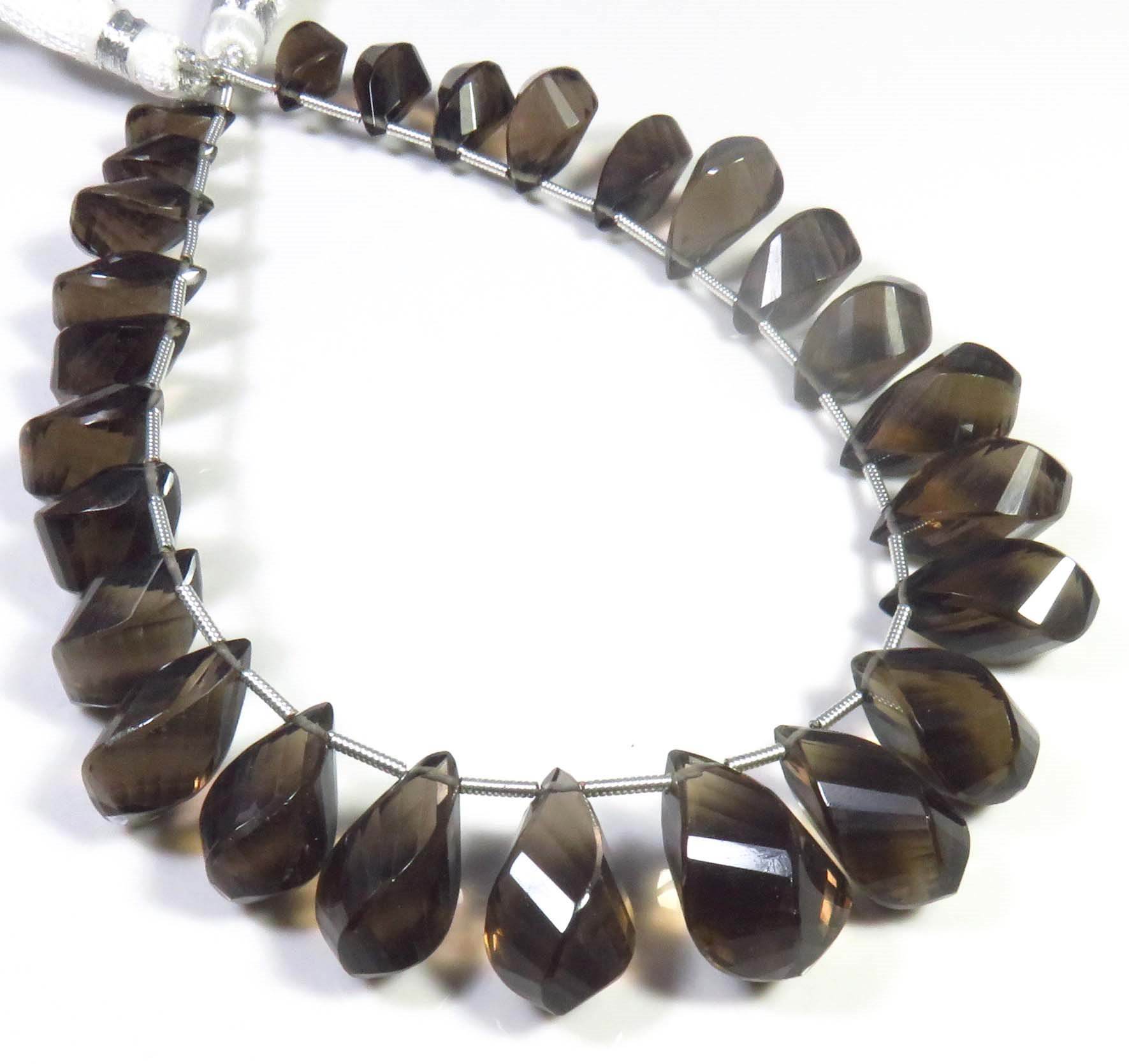 สีน้ำตาล