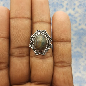 Elegant Bohemian 925 Solid Sterling Silver Artisan <b>Crafted</b> <b>Ring</b> Natural Labradorite Oval Cut Hotselling Designer Jewelry Parties - Product Image 4
