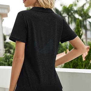 เสื้อโปโลผ้าไหมระบายอากาศน้ำหนักเบาสำหรับผู้หญิง, เสื้อโปโลผ้าไหมระบายอากาศได้ดีสไตล์ลำลองฤดูร้อนแขนสามส่วนพิมพ์ลายแบบกำหนดเองด้านหน้าได้แบบเรียบง่าย - Product Image 3