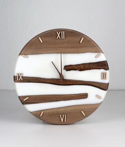 HORLOGE MURALE ÉPOXY RÉSINE UNIQUE MEILLEURE Qualité Horloge Murale Époxy en Résine de Bois Fabriquée à la Main Horloge Murale Époxy en Résine de Bois - Product Image 1