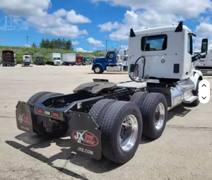 Camión Usado Limpio 2025 FOR-VNL64T740 con Camarotes Usados, Listo para Exportar - Product Image 2