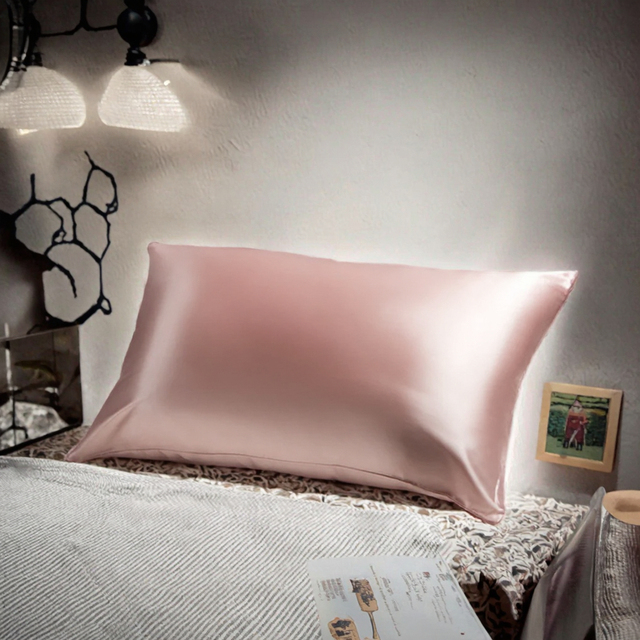 100% Real Mulberry Satin Silk Luxury Woven 6A 16/19/22 Pure Silk Pillowcase with Marine & Plant Patterns for Hotel & Home Use