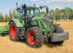 Tractor de Ruedas Usado Fendt 933 Vario, 70HP, Arranque Manual, Transmisión por Engranajes para Motor de Alta Productividad - Product Image 6