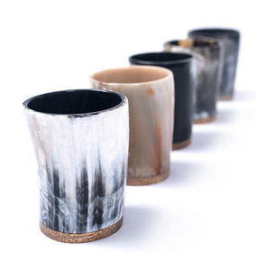 Tasse à bière compacte en corne de buffle polie de 3 pouces tasse en verre à boire Viking naturel pour fêtes-quantité en vrac exportateur - Product Image 1