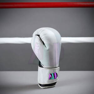 Gants de boxe professionnels sur mesure en cuir PU respirant, évacuant l'humidité, légers, fermeture à boucle et crochet pour l'entraînement au combat - Product Image 2