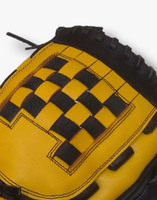 Venta caliente guantes de béisbol guantes deportivos entrenamiento partido guantes material de cuero color negro y amarillo diseño personalizado