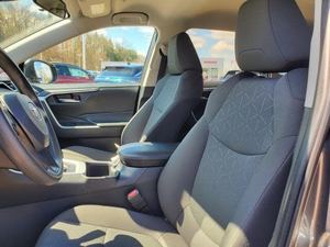 Toyota RAV-4 XLE AWD 2024 Boîte de vitesses automatique Caméra arrière Moteur intelligent 8L Toit en alliage d'aluminium - Product Image 3