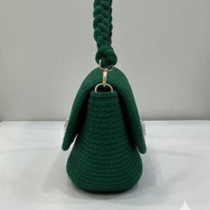 Sac à main élégant en jute vert pour femmes, fait à la main, écologique et avec un accent papillon - Product Image 4