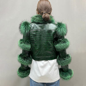 Nouvel arrivage de manteau de fourrure d'hiver en cuir à motif crocodile pour femmes vestes en cuir de mouton véritable avec fourrure de renard - Product Image 3
