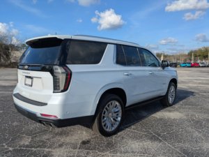 Nuevo Chevrolet Tahoe High Country 2026, SUV a Gasolina/Gasóleo, Emisión Euro VI, 6 Asientos, 4x4, Automático, Cuero, Volante a la Izquierda, Aleación de Aluminio Ligera - Product Image 2