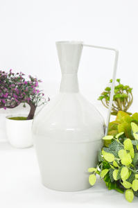 Vase de sol enduit de poudre de luxe pour mariage Vase de décoration de maison ou de mariage en métal enduit de poudre ivoire coloré de qualité supérieure Vase long - Product Image 4