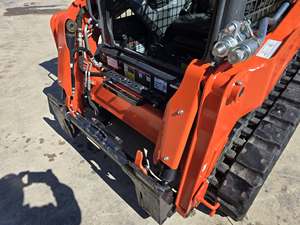 Cargadora de orugas compacta Kubota SVL-65-2 2023 en excelentes condiciones - Product Image 5