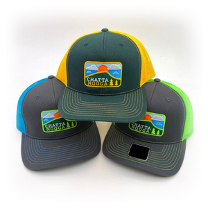 Casquette de camionneur à dos en maille à 6 panneaux à profil moyen avec broderie de patch personnalisée, vente en gros de sport de haute qualité du fabricant du Vietnam - Product Image 5