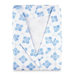 Fournisseur d'usine de peignoirs jetables bleus à motif floral OEM et sur mesure, et de serviettes de bain jetables - Product Image 3