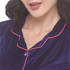 Conjunto de pijama barato para mujer, pijama estampado personalizado al por mayor, conjunto de pantalones cortos de pijama de 2 piezas, ropa de dormir transpirable de seda satinada para mujer - Product Image 6