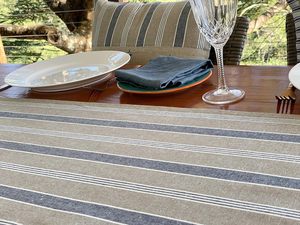 Chemins de table brodés noués à la main scandinave Design nautique naturel bleu marine blanc phare côtier coton floral - Product Image 5